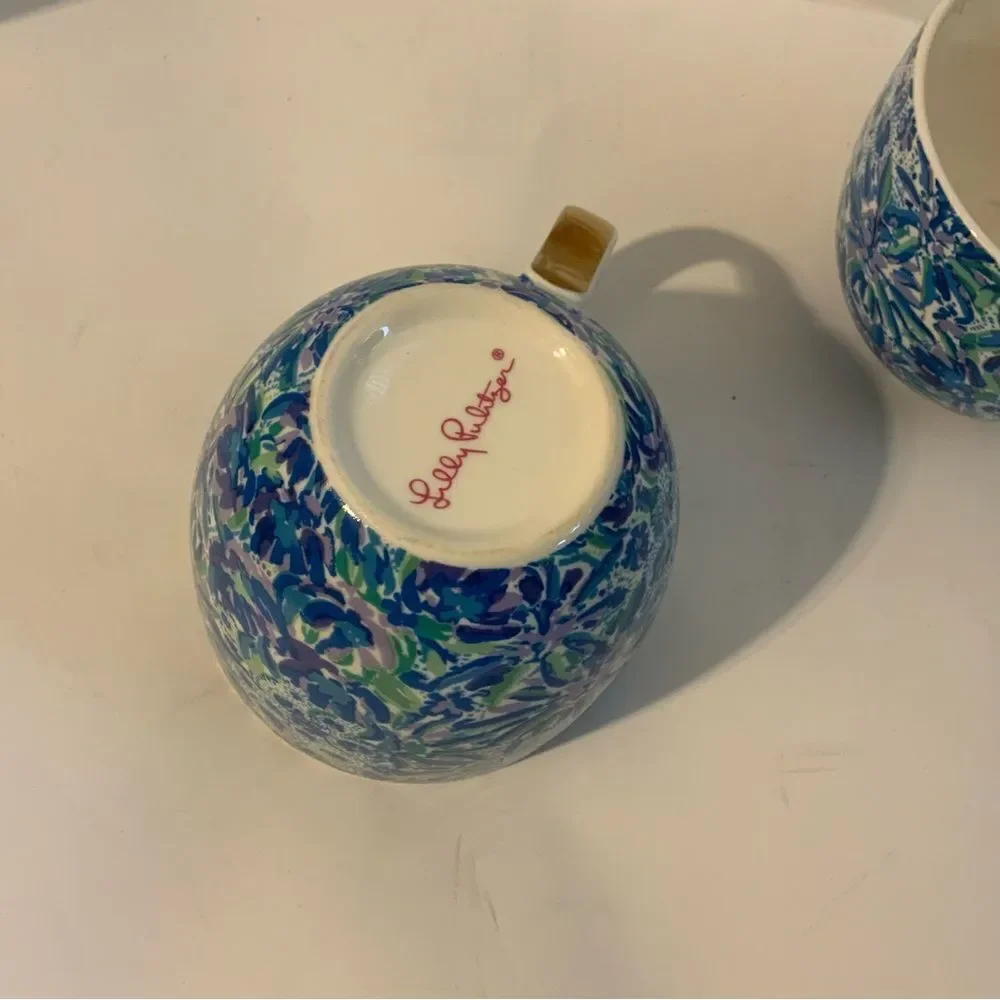 Lilly Pulitzer Set of 2 12 oz Mugs